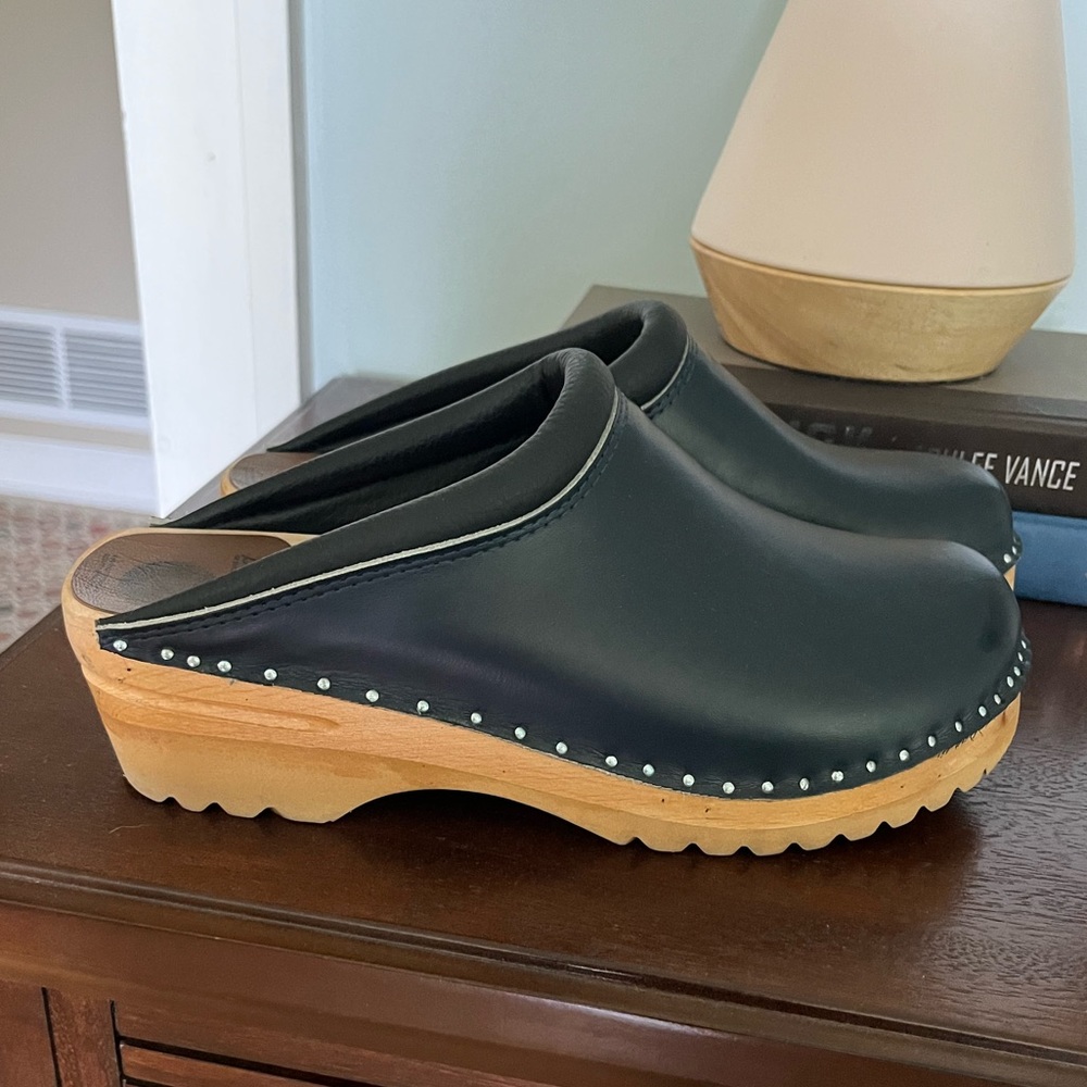 Troentorp clogs - navy - NEVER WORN